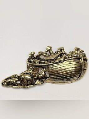 Vintage Gold Tone Noah's Ark Brooch Pin Two by Two Animals Figural Jewelry 2.5”